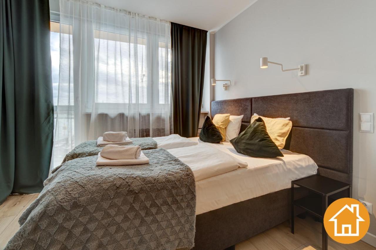 Apartament Z Widokiem Na Port - Visitopl 슈비노우이스쳬 외부 사진